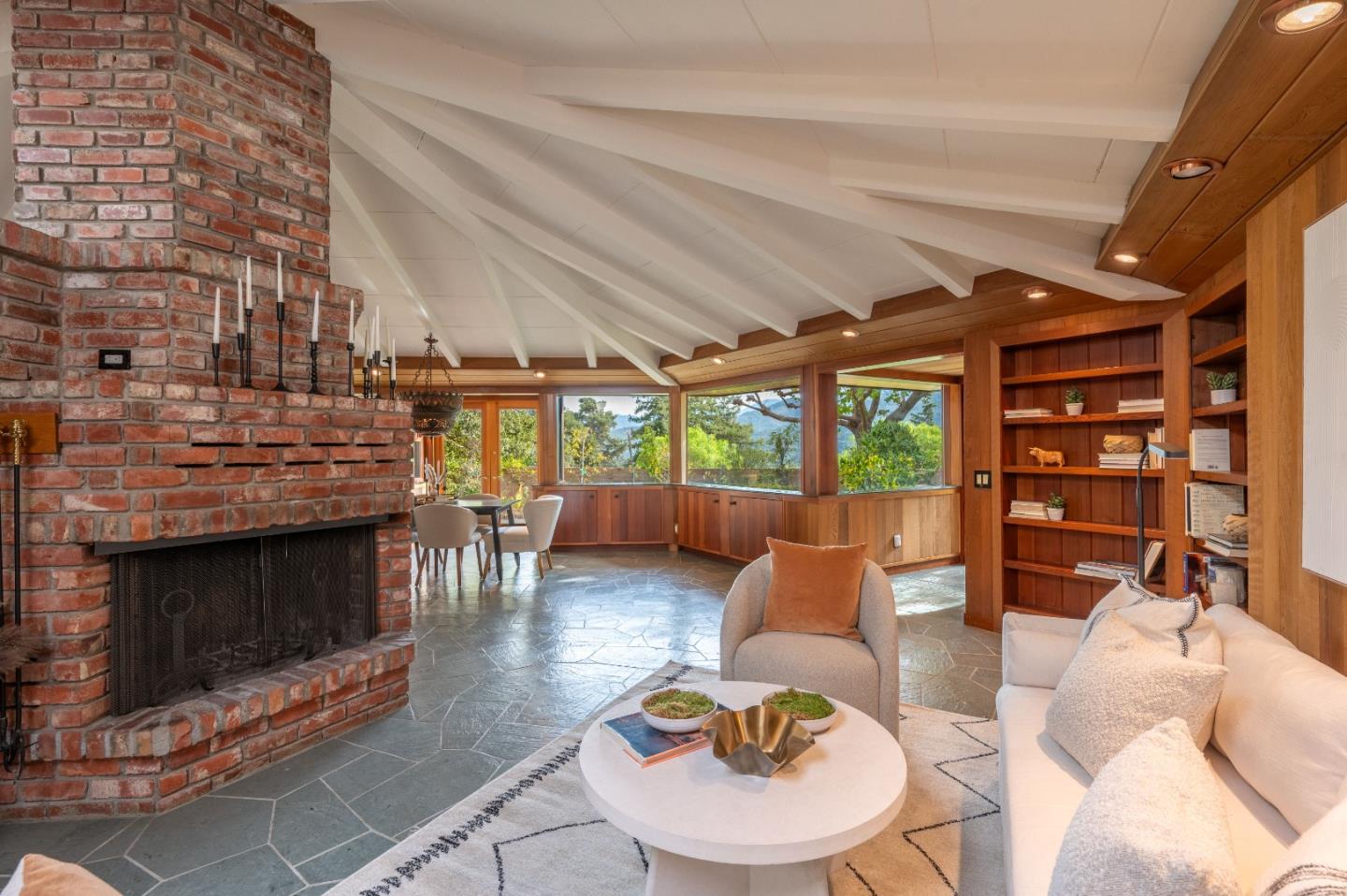 Detail Gallery Image 15 of 55 For 9 Story Road, Carmel Valley,  CA 93924 - 2 Beds | 2/1 Baths