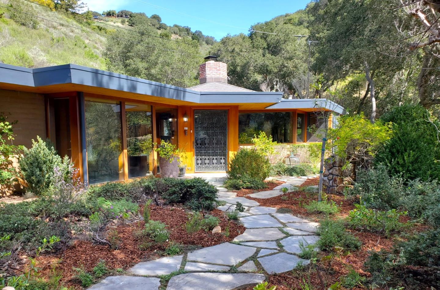 Detail Gallery Image 3 of 55 For 9 Story Road, Carmel Valley,  CA 93924 - 2 Beds | 2/1 Baths