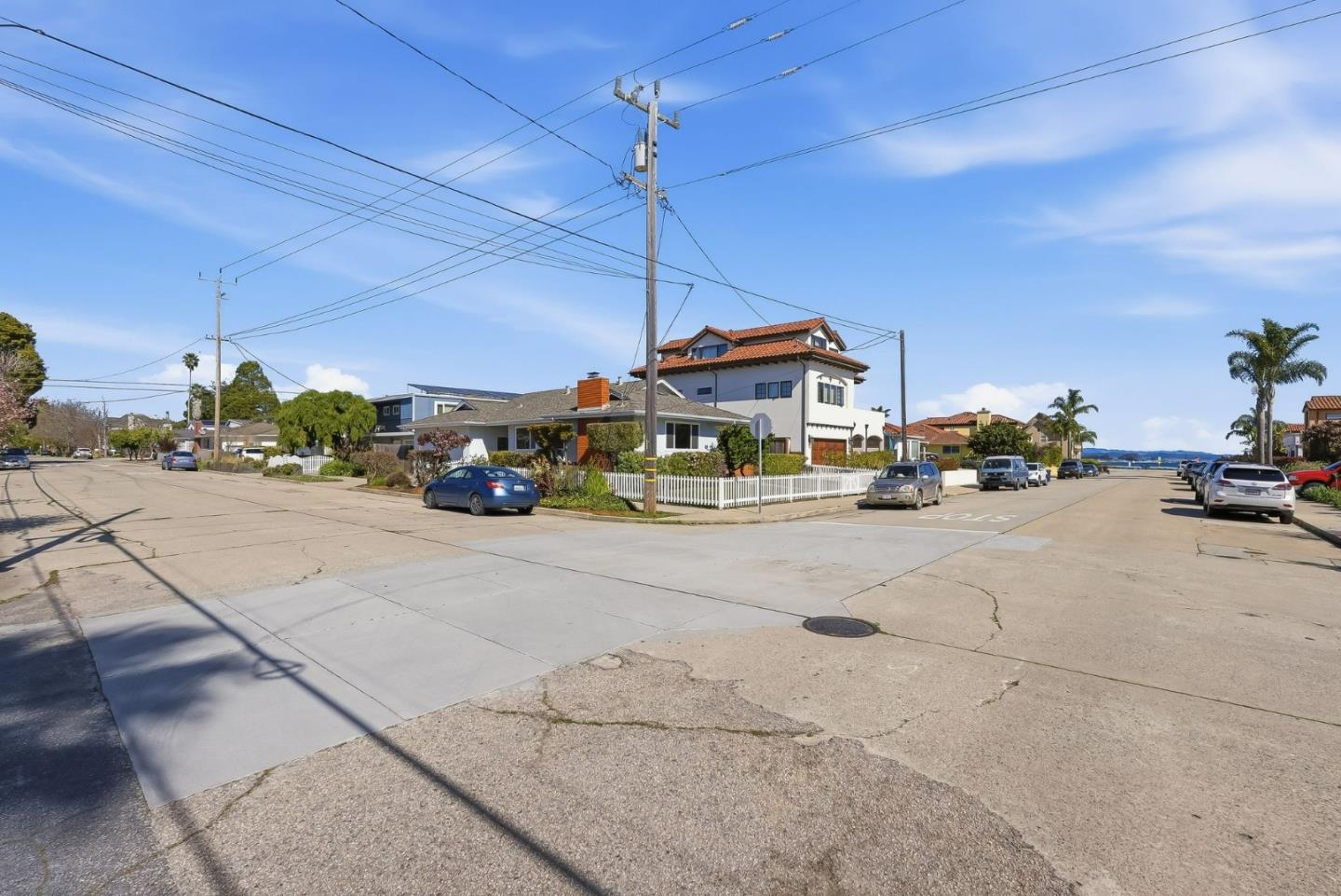 Detail Gallery Image 45 of 49 For 140 Monterey St, Santa Cruz,  CA 95060 - 3 Beds | 2 Baths