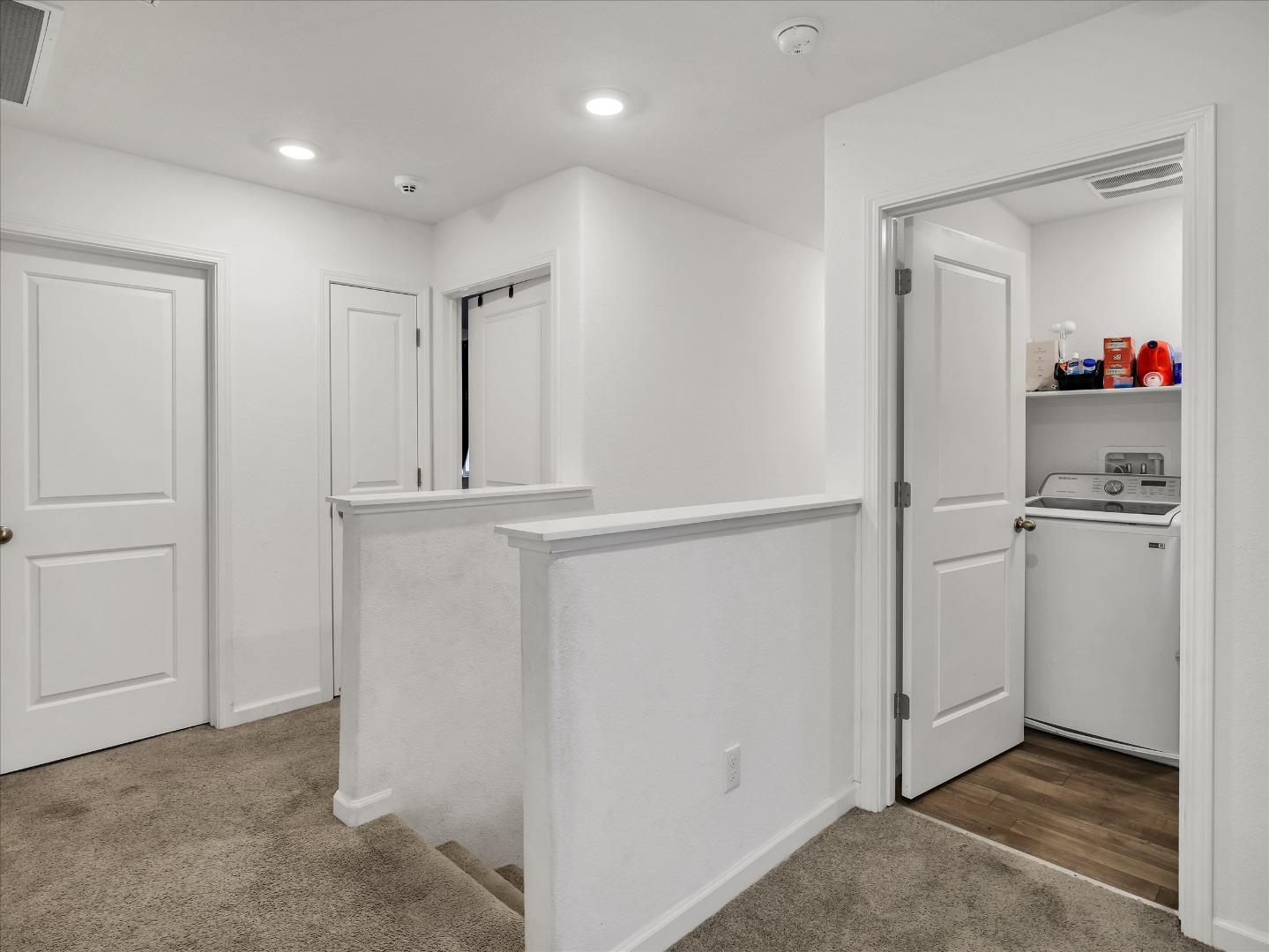 Detail Gallery Image 23 of 53 For 1415 Crimson Ln, Manteca,  CA 95336 - 4 Beds | 2/1 Baths