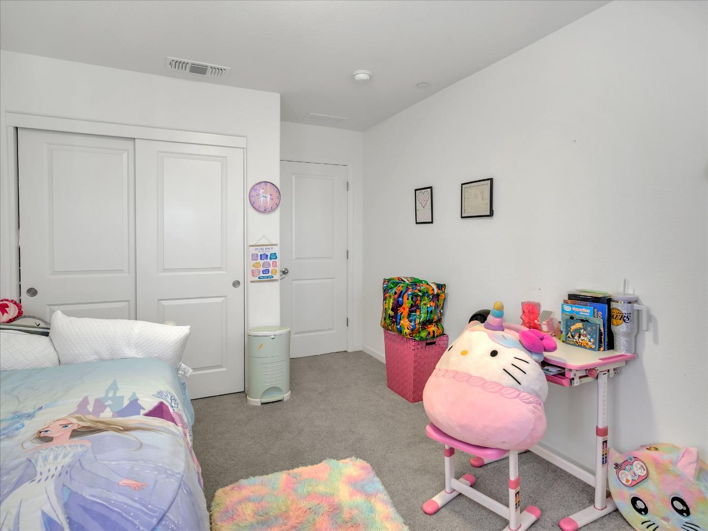 Detail Gallery Image 40 of 53 For 1415 Crimson Ln, Manteca,  CA 95336 - 4 Beds | 2/1 Baths