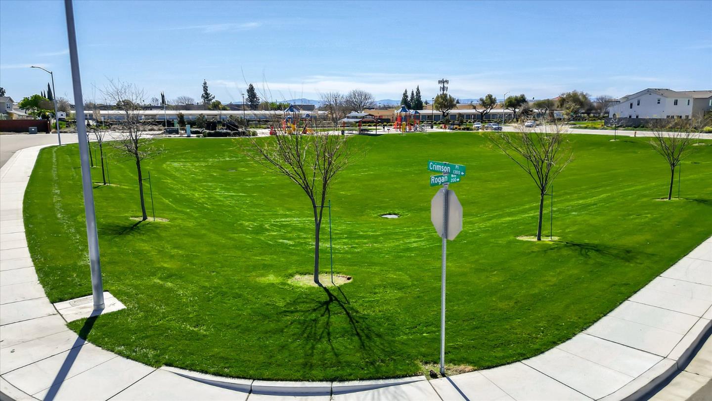 Detail Gallery Image 52 of 53 For 1415 Crimson Ln, Manteca,  CA 95336 - 4 Beds | 2/1 Baths