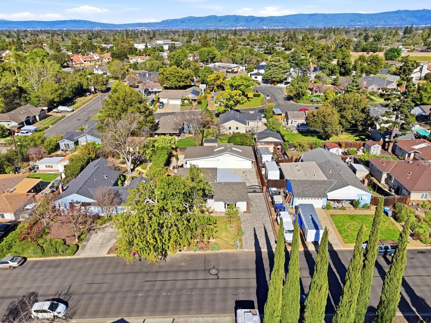 Detail Gallery Image 49 of 60 For 22141 Wallace Dr, Cupertino,  CA 95014 - 3 Beds | 2 Baths