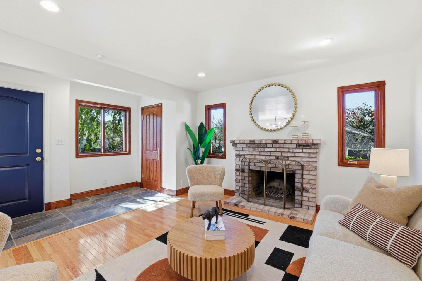 Detail Gallery Image 9 of 60 For 22141 Wallace Dr, Cupertino,  CA 95014 - 3 Beds | 2 Baths