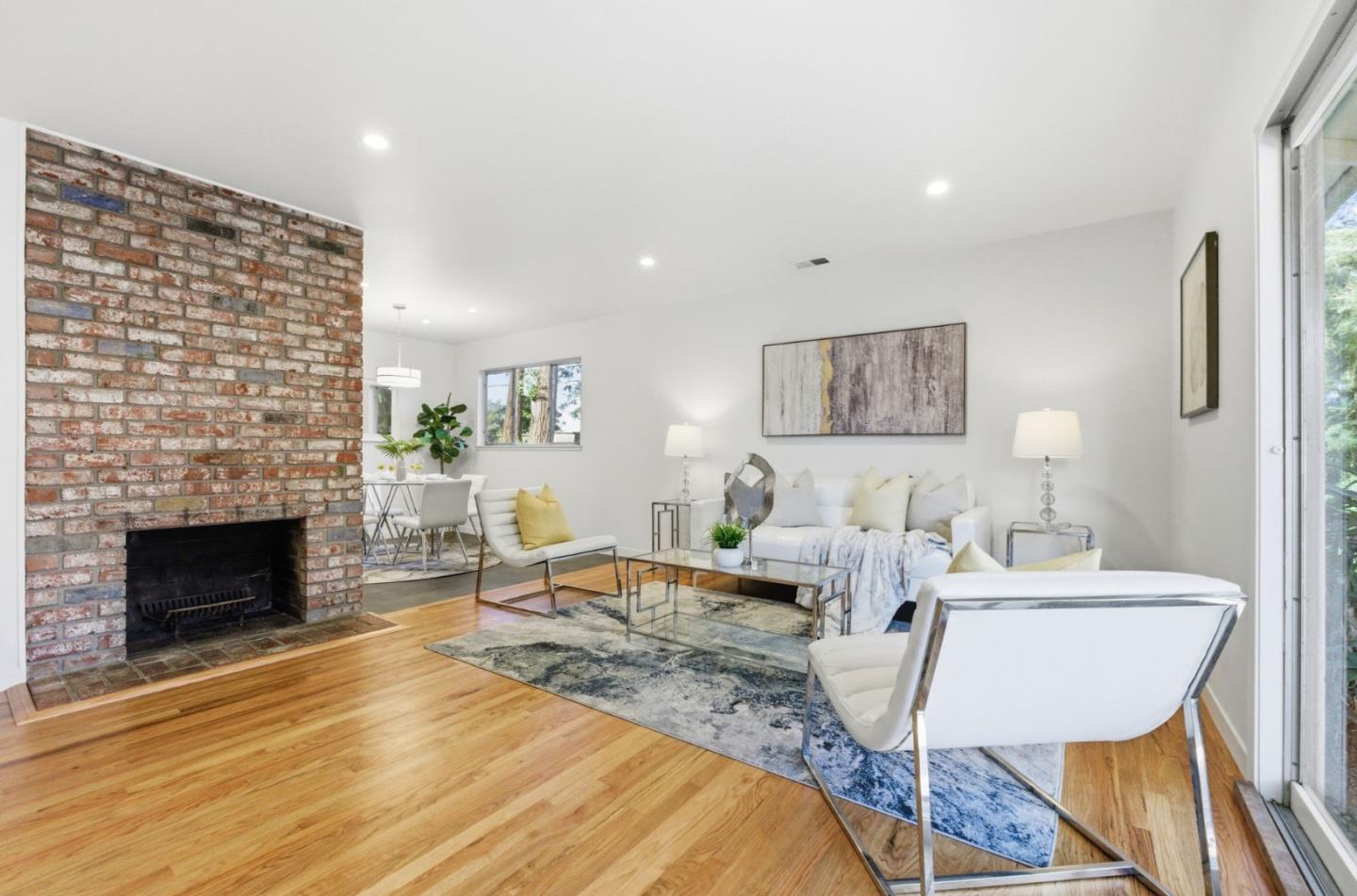 Detail Gallery Image 12 of 25 For 145 Holly Hill Way, Los Gatos,  CA 95032 - 4 Beds | 2 Baths