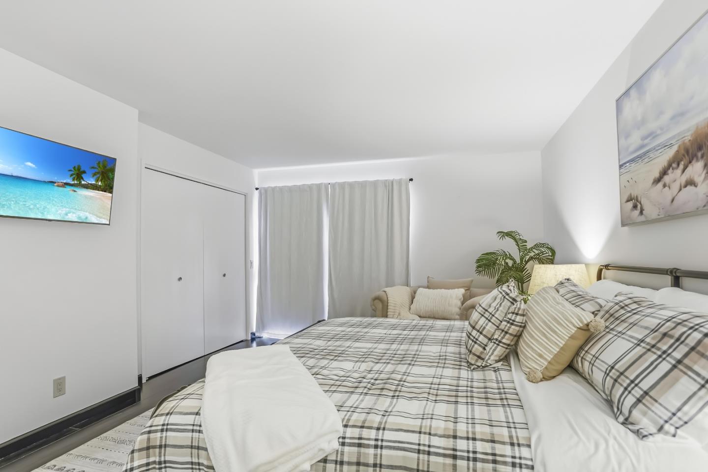 Detail Gallery Image 12 of 24 For 0 Nw Carpenter & 2nd Nw Corner, Carmel,  CA 93921 - 3 Beds | 3 Baths