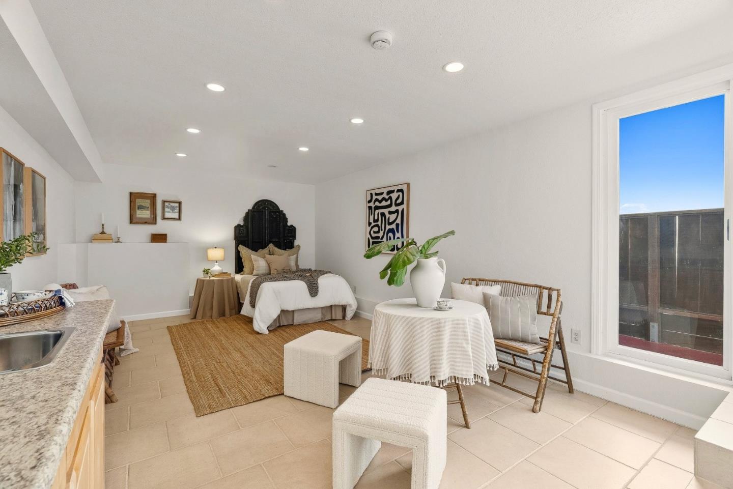 Detail Gallery Image 22 of 34 For 1100 Glacier Ave, Pacifica,  CA 94044 - 3 Beds | 2/1 Baths