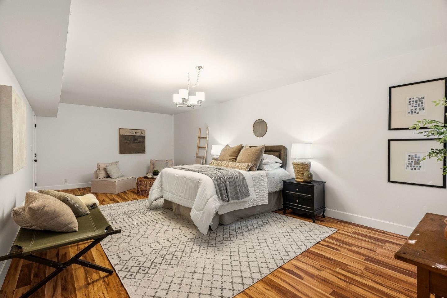 Detail Gallery Image 26 of 34 For 1100 Glacier Ave, Pacifica,  CA 94044 - 3 Beds | 2/1 Baths