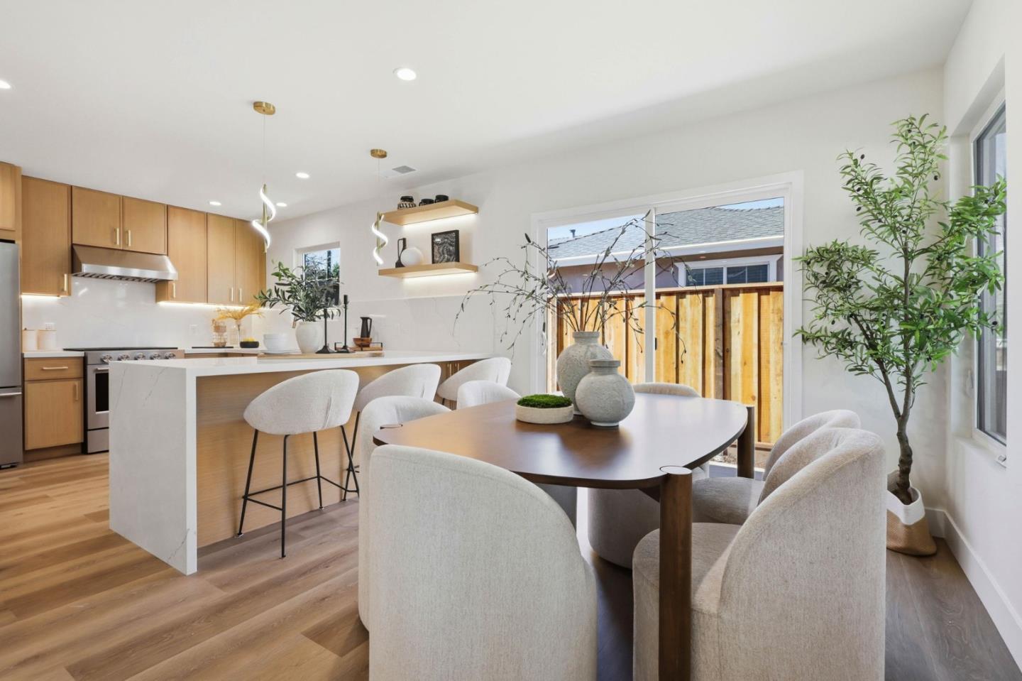 Detail Gallery Image 11 of 33 For 3234 Hoover St, Redwood City,  CA 94063 - 3 Beds | 2 Baths