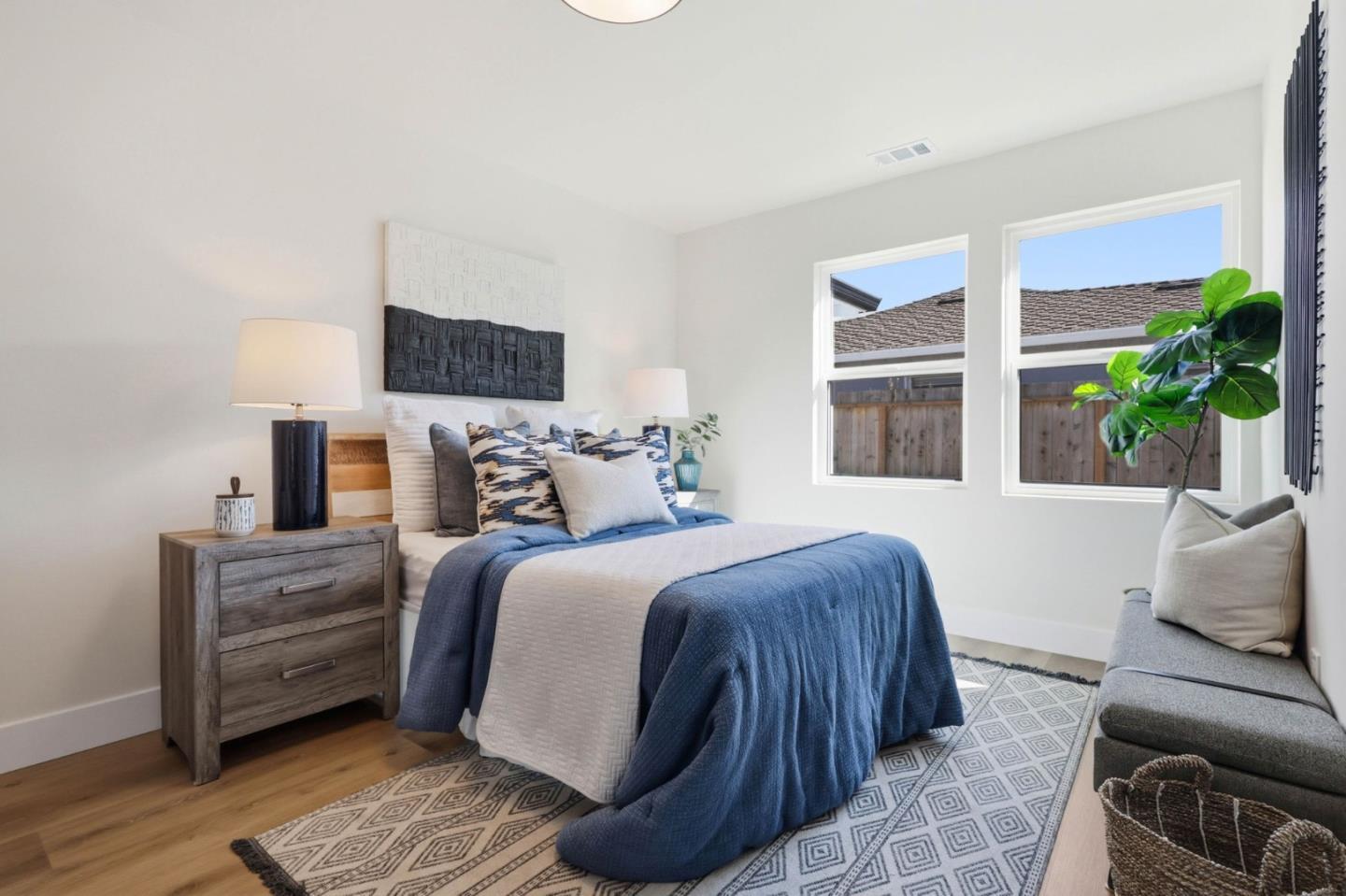 Detail Gallery Image 13 of 33 For 3234 Hoover St, Redwood City,  CA 94063 - 3 Beds | 2 Baths