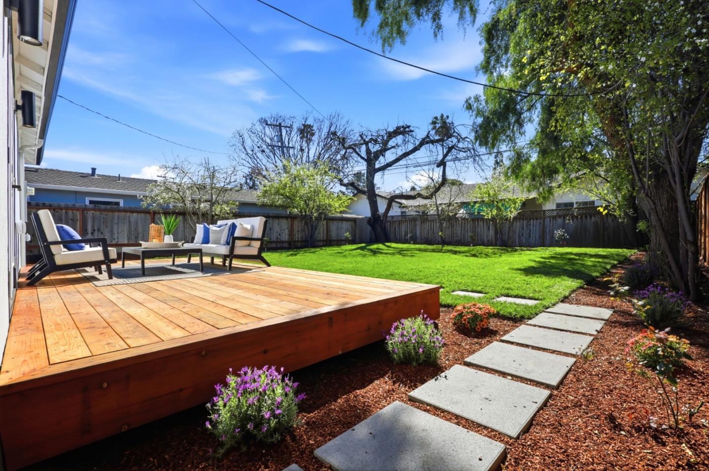 Detail Gallery Image 28 of 33 For 3234 Hoover St, Redwood City,  CA 94063 - 3 Beds | 2 Baths