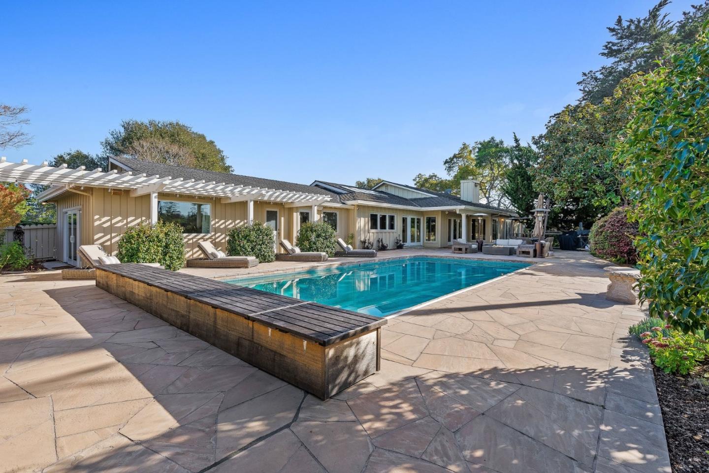 Detail Gallery Image 28 of 66 For 16 Hollins Drive, Santa Cruz,  CA 95060 - 4 Beds | 4/2 Baths