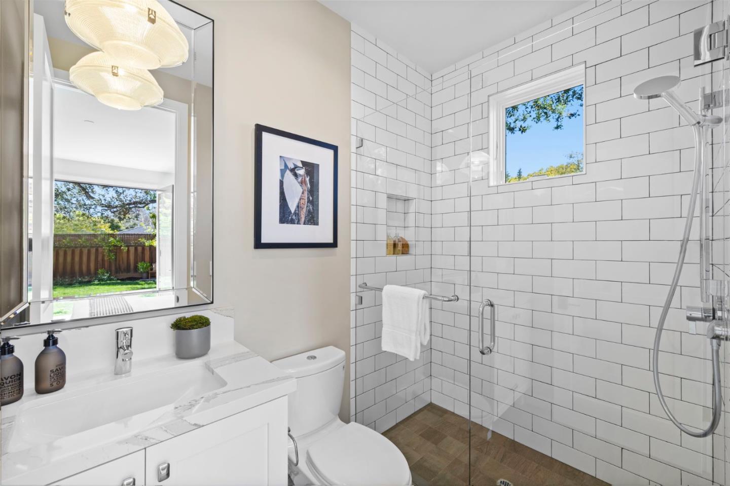 Detail Gallery Image 42 of 69 For 311 Linfield Dr, Menlo Park,  CA 94025 - 4 Beds | 3/1 Baths