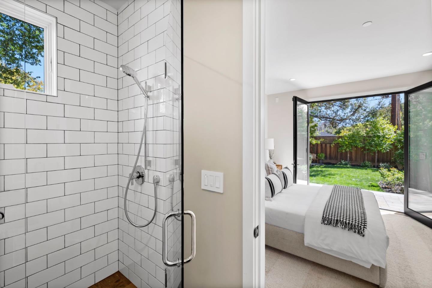 Detail Gallery Image 43 of 69 For 311 Linfield Dr, Menlo Park,  CA 94025 - 4 Beds | 3/1 Baths