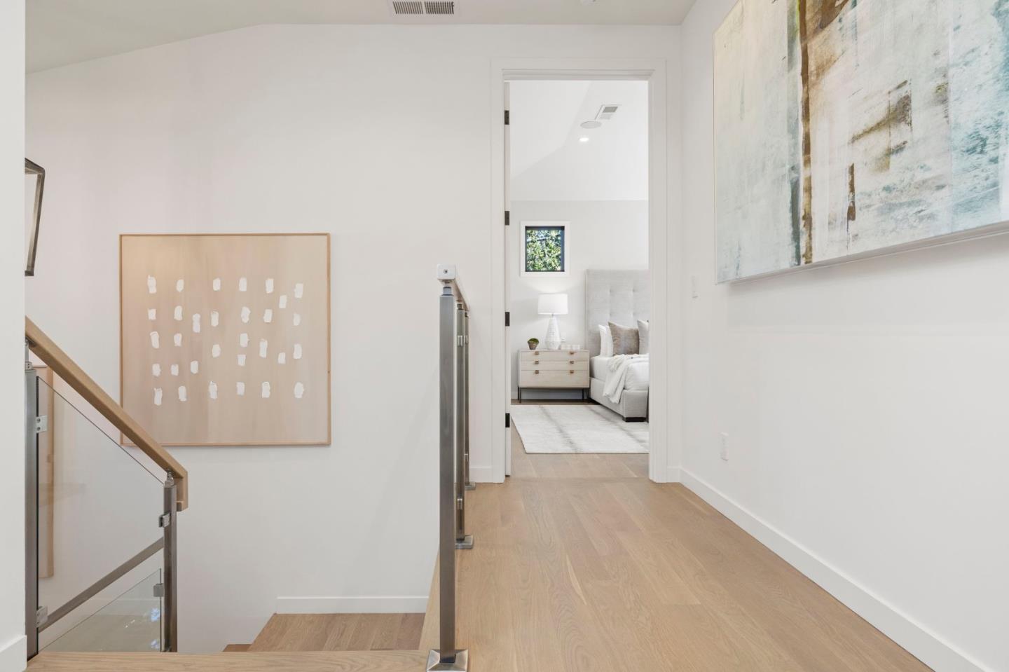 Detail Gallery Image 46 of 69 For 311 Linfield Dr, Menlo Park,  CA 94025 - 4 Beds | 3/1 Baths