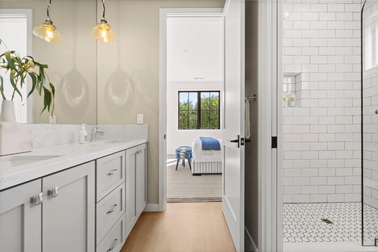 Detail Gallery Image 60 of 69 For 311 Linfield Dr, Menlo Park,  CA 94025 - 4 Beds | 3/1 Baths