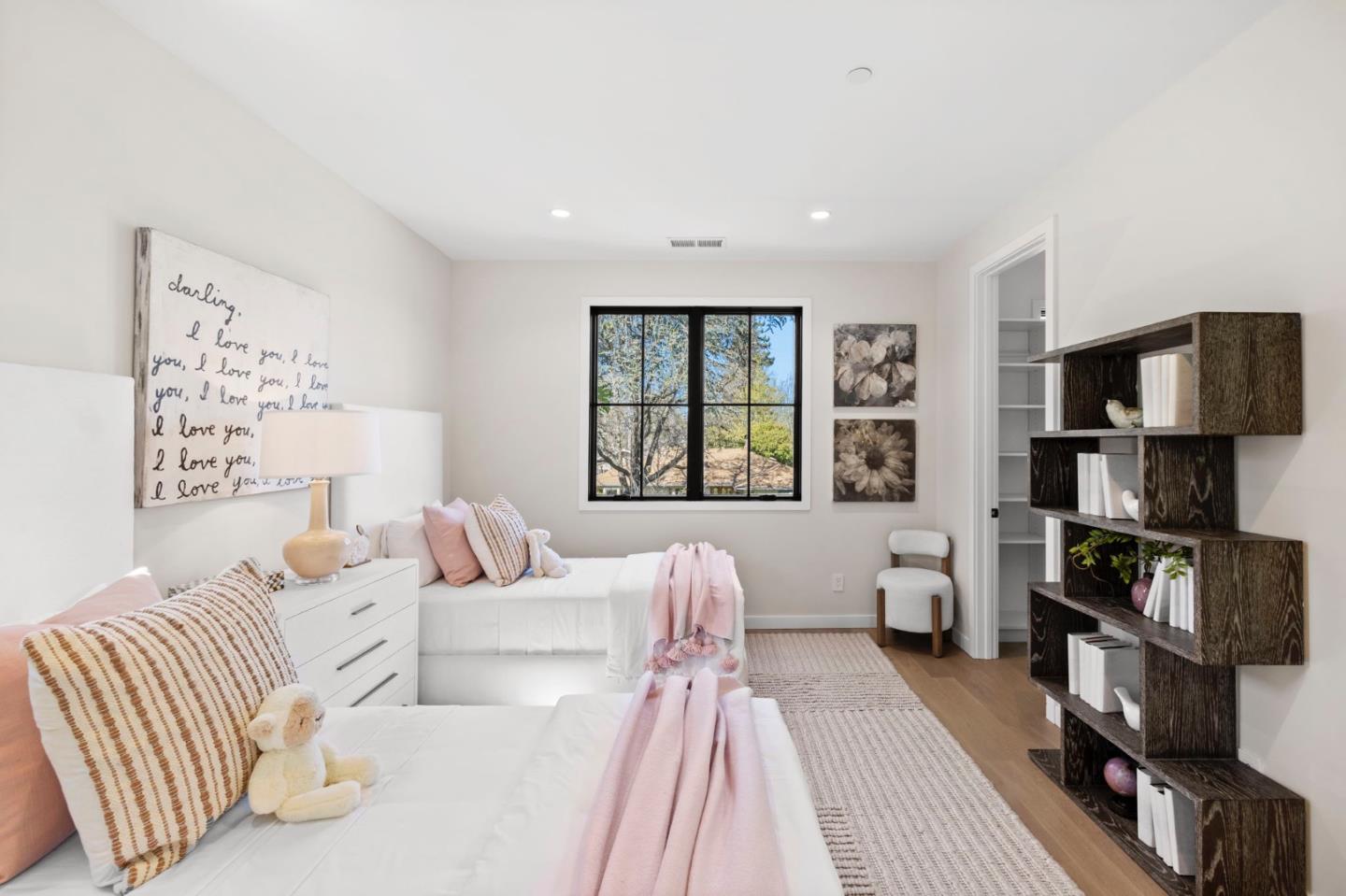 Detail Gallery Image 63 of 69 For 311 Linfield Dr, Menlo Park,  CA 94025 - 4 Beds | 3/1 Baths