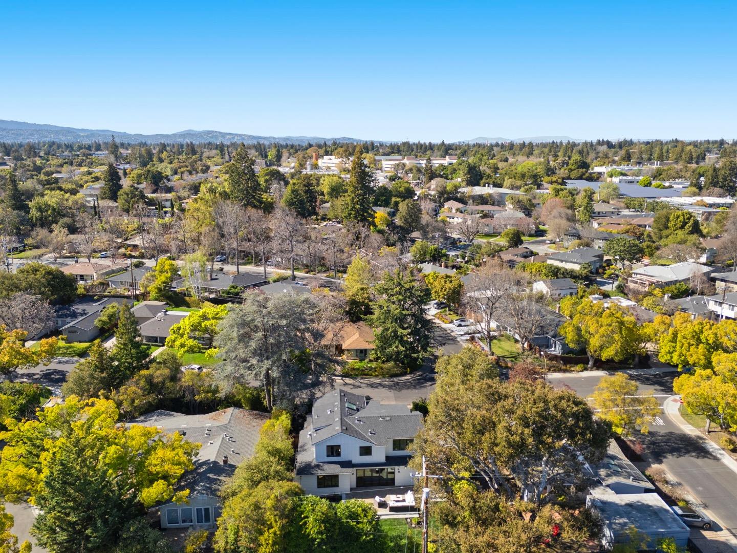 Detail Gallery Image 69 of 69 For 311 Linfield Dr, Menlo Park,  CA 94025 - 4 Beds | 3/1 Baths