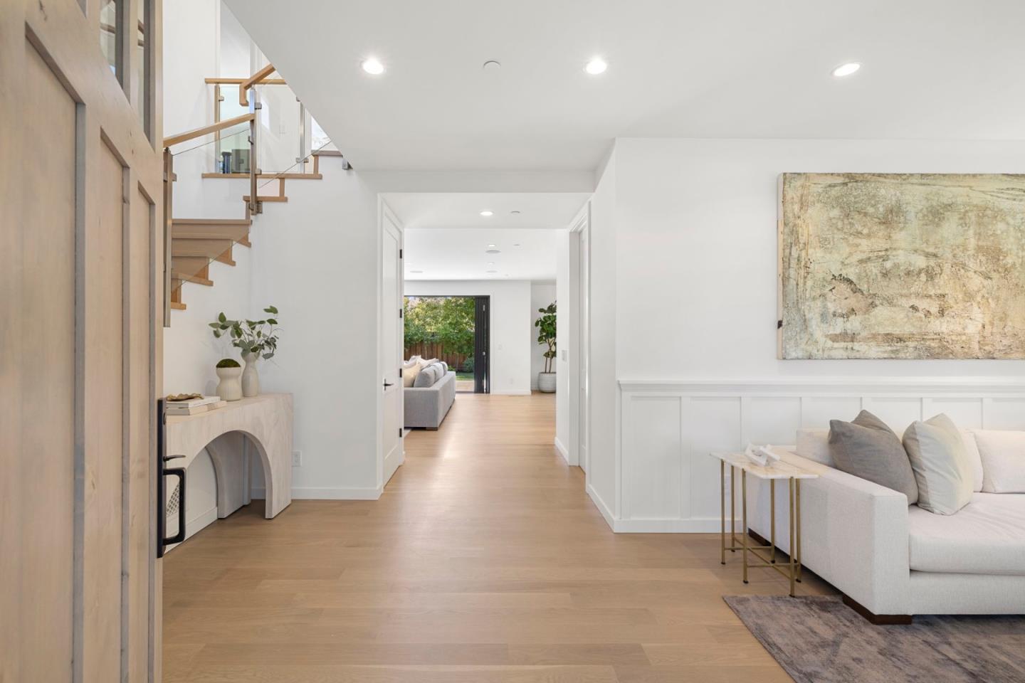 Detail Gallery Image 7 of 69 For 311 Linfield Dr, Menlo Park,  CA 94025 - 4 Beds | 3/1 Baths