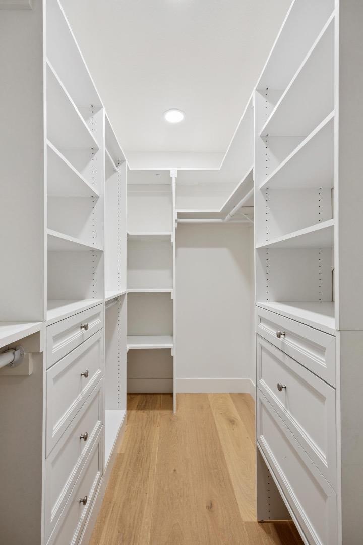 Detail Gallery Image 17 of 33 For 13755 Dolphin Dr, Saratoga,  CA 95070 - 4 Beds | 2 Baths