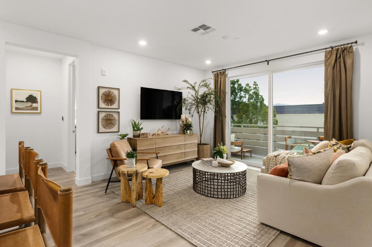 Photo #2: ML82037597 Listing: Photo #2