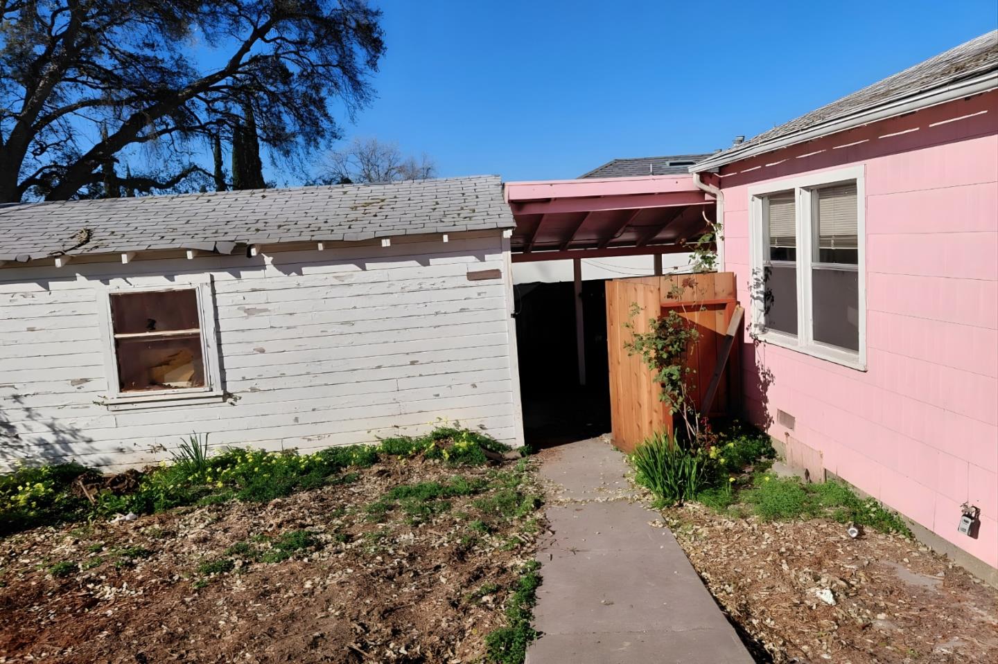 Detail Gallery Image 10 of 10 For 1932 Chestnut Ave, Antioch,  CA 94509 - 3 Beds | 2 Baths