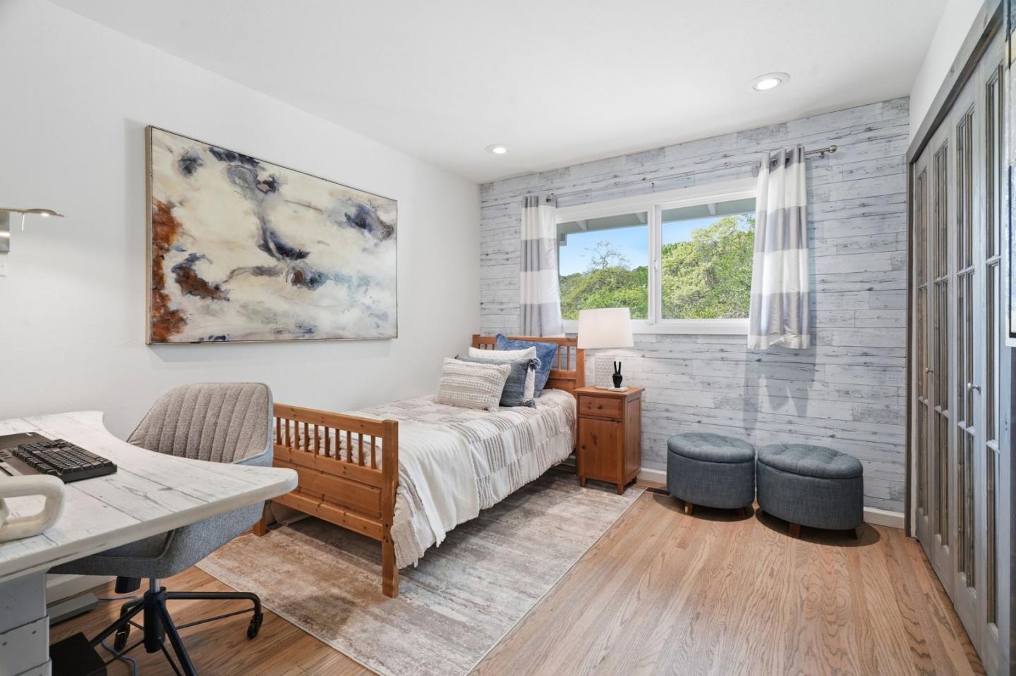 Detail Gallery Image 18 of 33 For 13525 Surrey Ln, Saratoga,  CA 95070 - 5 Beds | 4 Baths