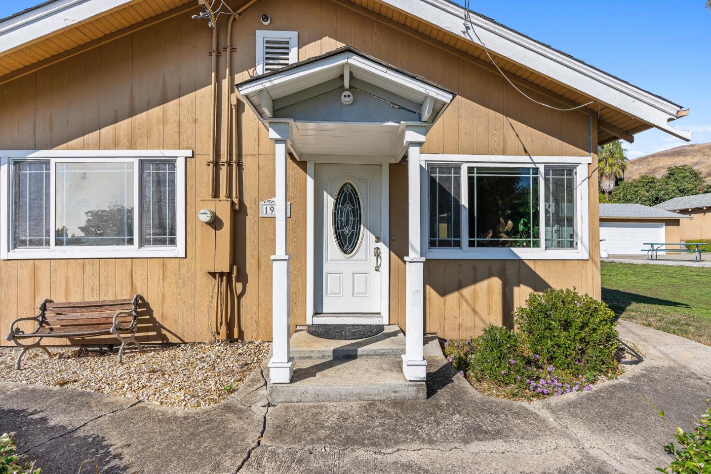 Detail Gallery Image 13 of 51 For 1995 Old Calaveras Rd, Milpitas,  CA 95035 - – Beds | – Baths