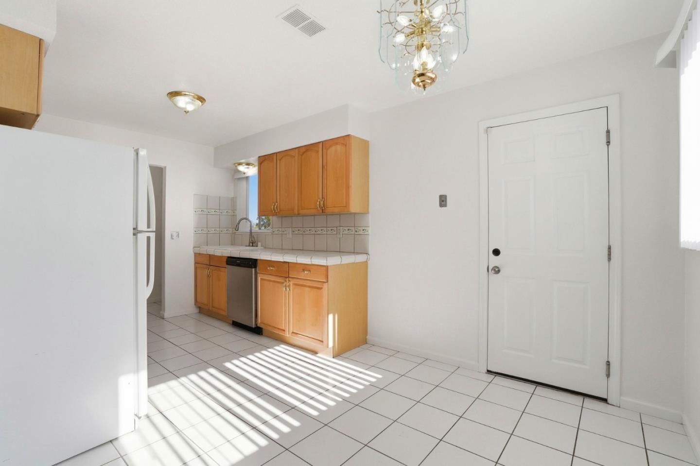 Detail Gallery Image 16 of 38 For 3129 Milner Rd, Antioch,  CA 94509 - 3 Beds | 2 Baths