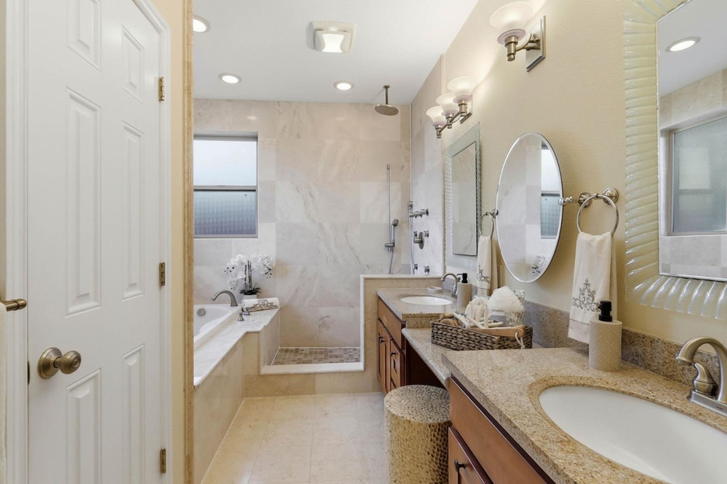 Detail Gallery Image 28 of 49 For 1352 S Stelling Rd, Cupertino,  CA 95014 - 4 Beds | 3/1 Baths