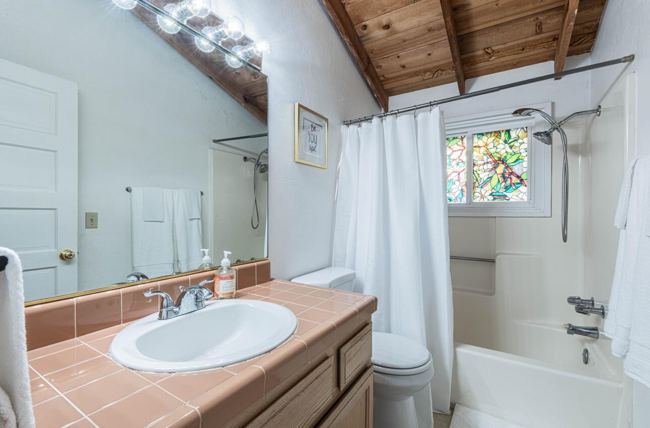 Detail Gallery Image 19 of 24 For 3239 Serra Ave, Carmel,  CA 93923 - 3 Beds | 2 Baths