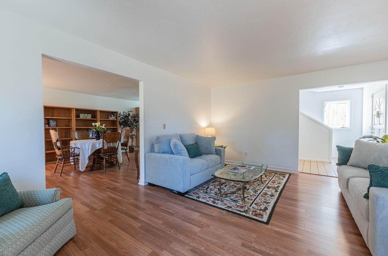 Detail Gallery Image 6 of 24 For 3239 Serra Ave, Carmel,  CA 93923 - 3 Beds | 2 Baths