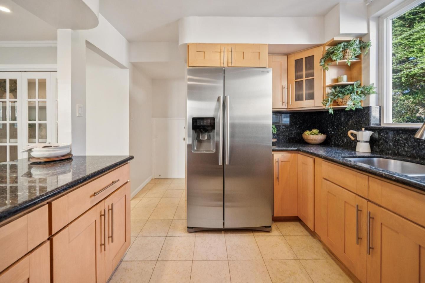 Detail Gallery Image 15 of 47 For 38 Wilshire Ave, Daly City,  CA 94015 - 3 Beds | 3 Baths