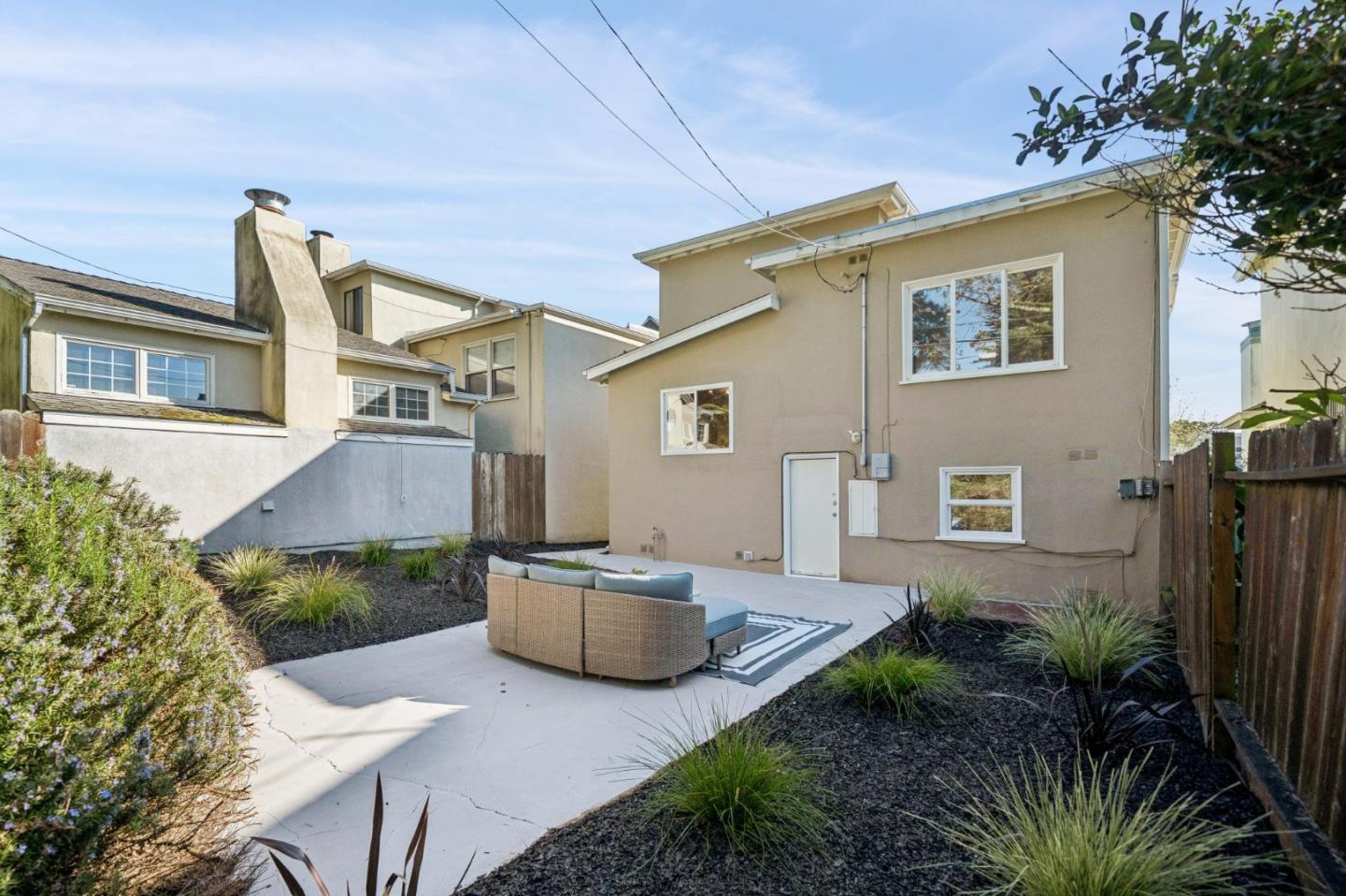 Detail Gallery Image 40 of 47 For 38 Wilshire Ave, Daly City,  CA 94015 - 3 Beds | 3 Baths