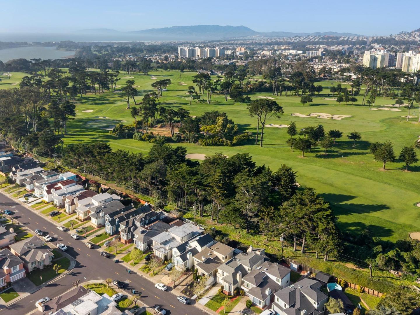 Detail Gallery Image 44 of 47 For 38 Wilshire Ave, Daly City,  CA 94015 - 3 Beds | 3 Baths