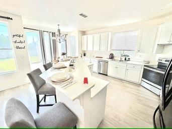 Detail Gallery Image 12 of 37 For 3400 Allan Adale Dr, Modesto,  CA 95355 - 5 Beds | 3 Baths