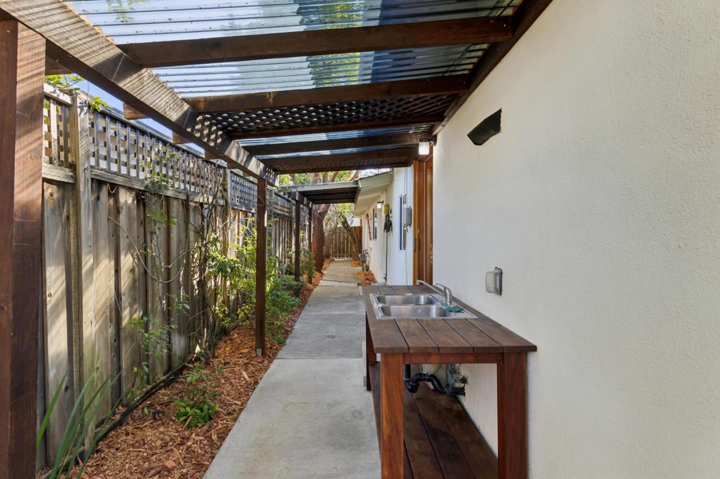 Detail Gallery Image 19 of 21 For 13577 Myren Dr, Saratoga,  CA 95070 - 3 Beds | 2 Baths