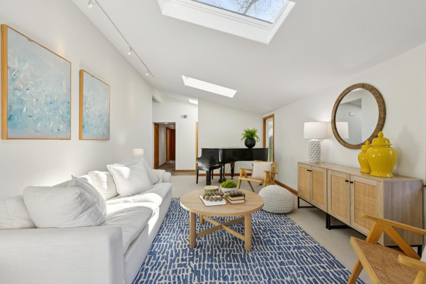 Detail Gallery Image 4 of 21 For 13577 Myren Dr, Saratoga,  CA 95070 - 3 Beds | 2 Baths