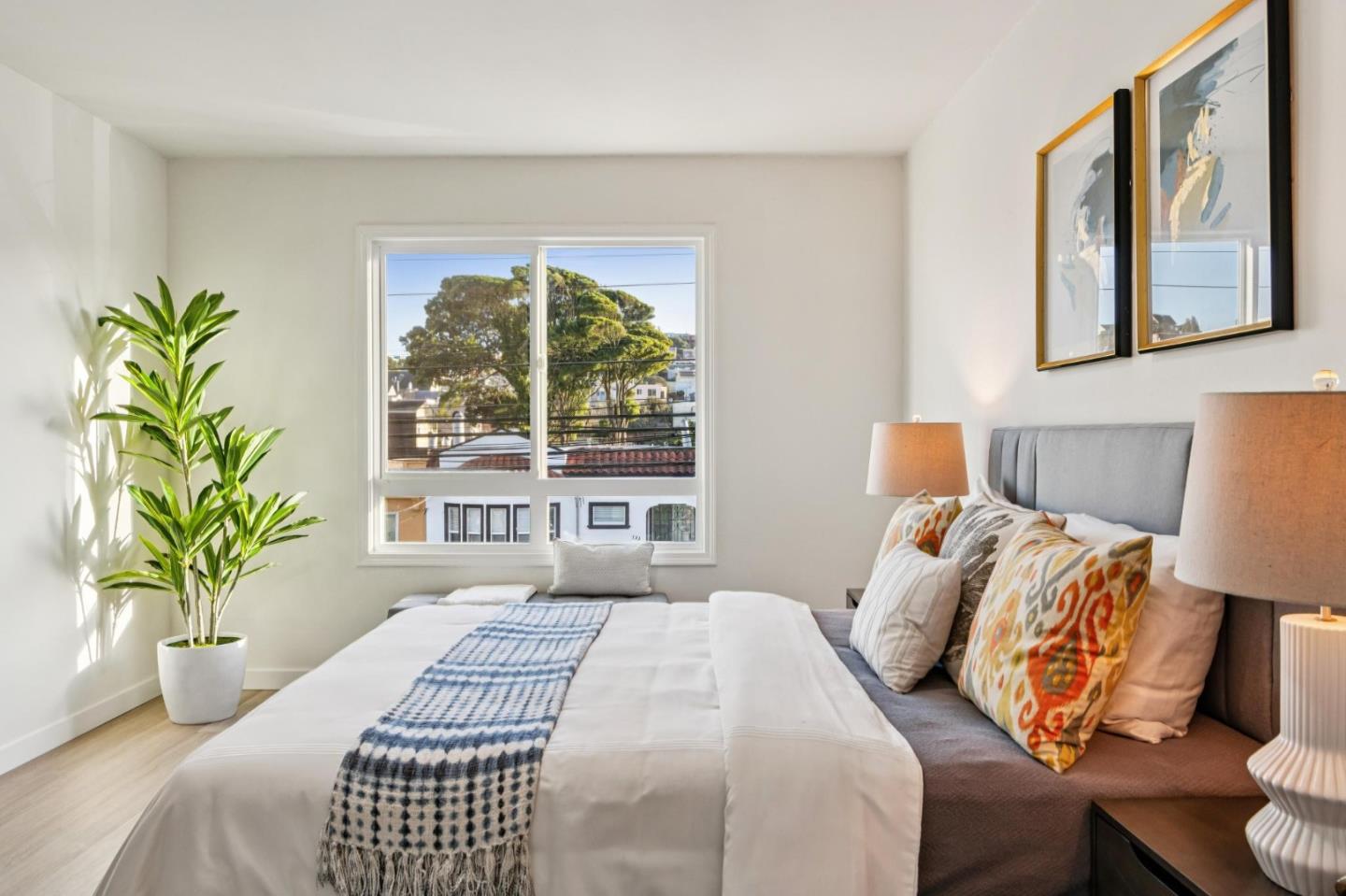 Detail Gallery Image 28 of 40 For 130-132 Holloway Ave, San Francisco,  CA 94112 - – Beds | – Baths