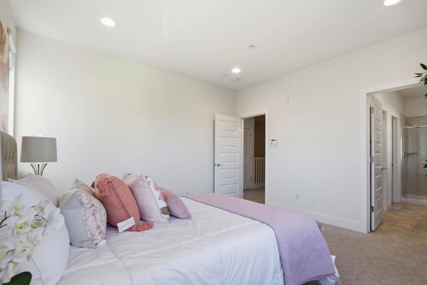 Detail Gallery Image 22 of 42 For 289 Odyssey Ln, Milpitas,  CA 95035 - 3 Beds | 3/1 Baths