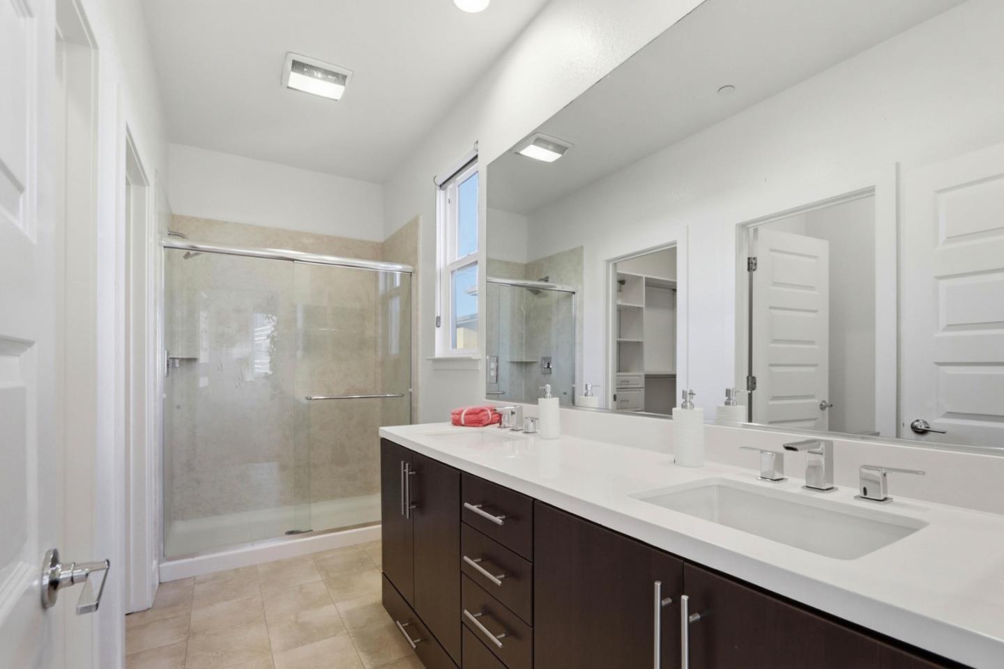 Detail Gallery Image 31 of 42 For 289 Odyssey Ln, Milpitas,  CA 95035 - 3 Beds | 3/1 Baths