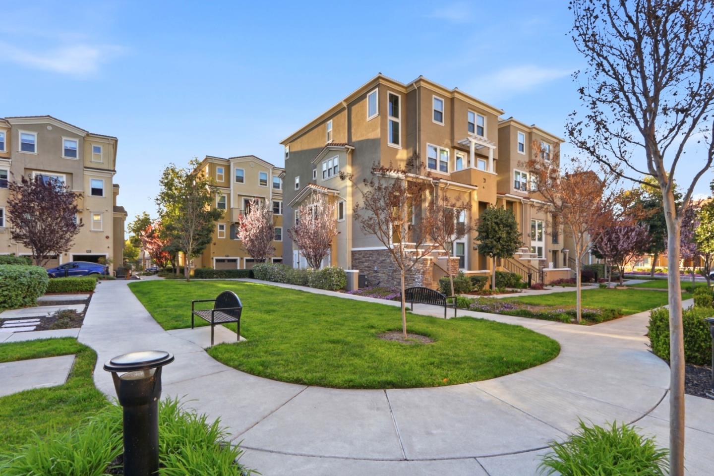 Detail Gallery Image 41 of 42 For 289 Odyssey Ln, Milpitas,  CA 95035 - 3 Beds | 3/1 Baths