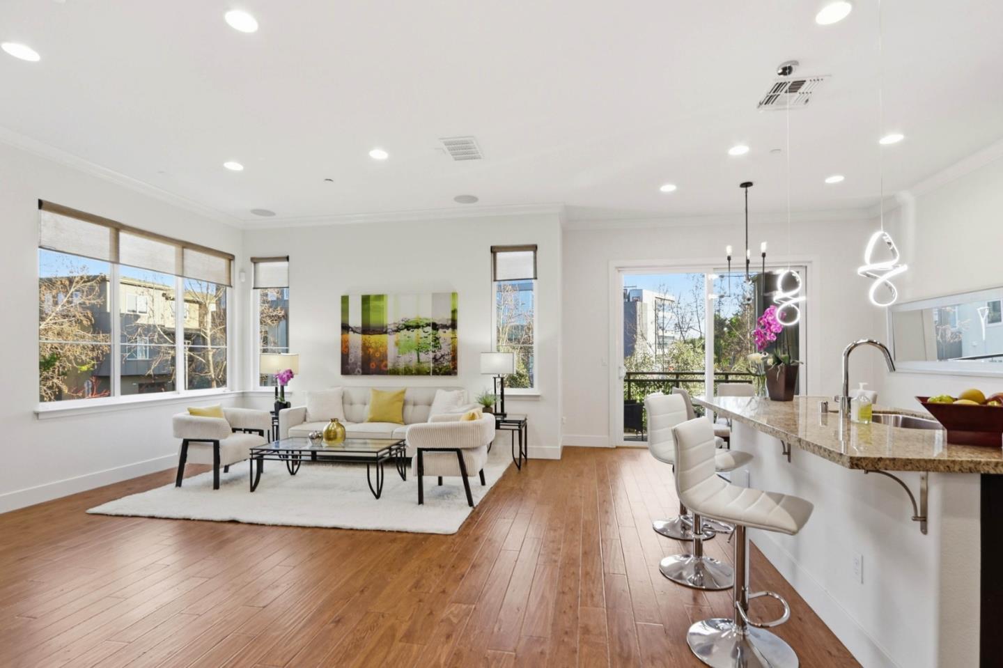 Detail Gallery Image 9 of 42 For 289 Odyssey Ln, Milpitas,  CA 95035 - 3 Beds | 3/1 Baths