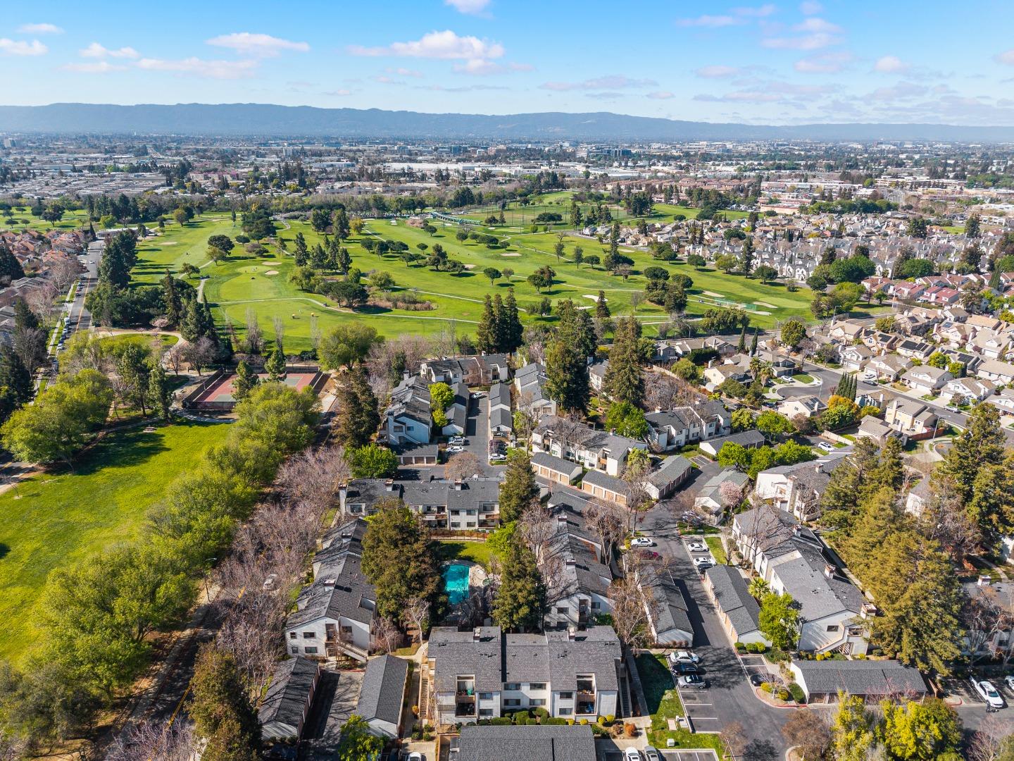 Detail Gallery Image 24 of 30 For 1302 Fairway Entrance Dr, San Jose,  CA 95131 - 2 Beds | 2 Baths