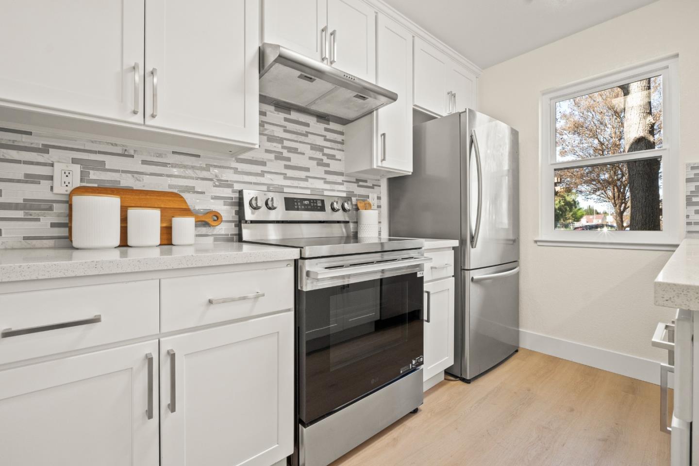 Detail Gallery Image 9 of 30 For 1302 Fairway Entrance Dr, San Jose,  CA 95131 - 2 Beds | 2 Baths