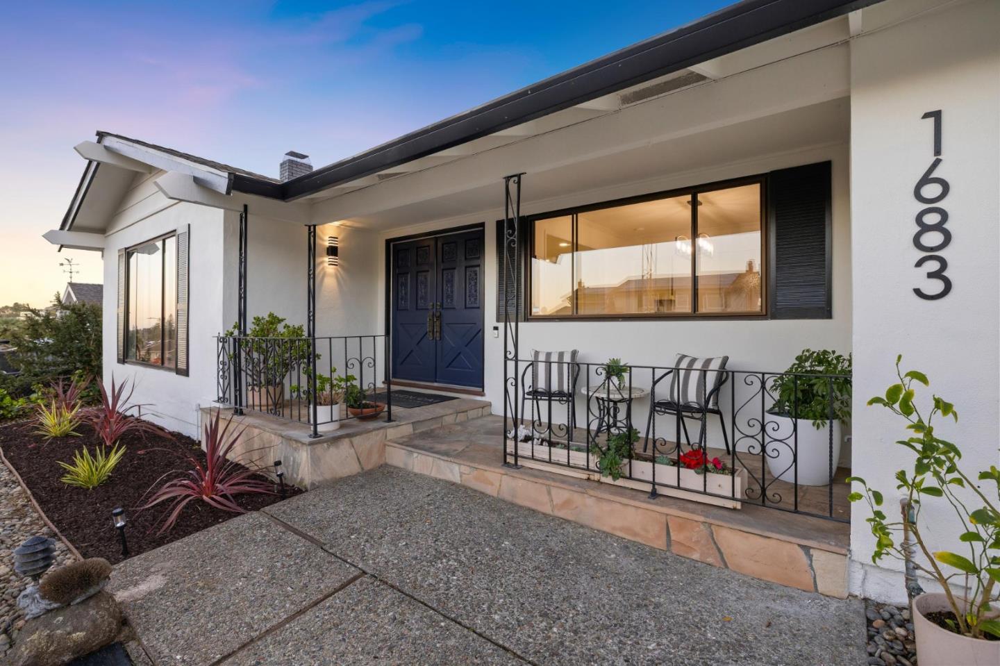 Detail Gallery Image 3 of 50 For 1683 Escalante Way, Burlingame,  CA 94010 - 4 Beds | 2 Baths