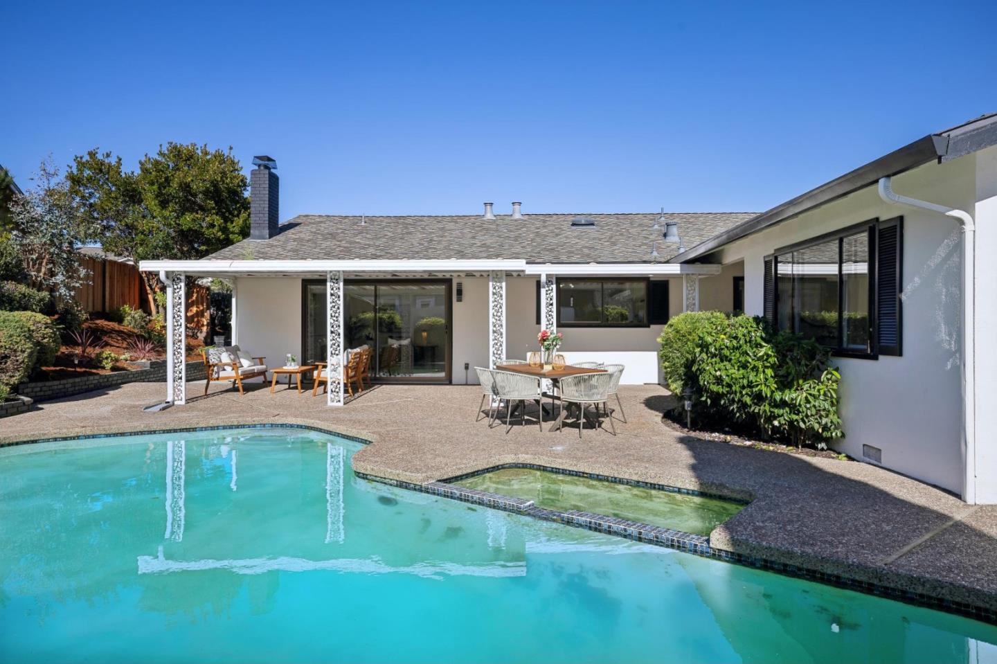 Detail Gallery Image 46 of 50 For 1683 Escalante Way, Burlingame,  CA 94010 - 4 Beds | 2 Baths