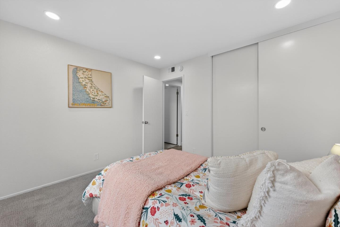 Detail Gallery Image 24 of 35 For 4101 Ashbrook Cir, San Jose,  CA 95124 - 4 Beds | 2 Baths