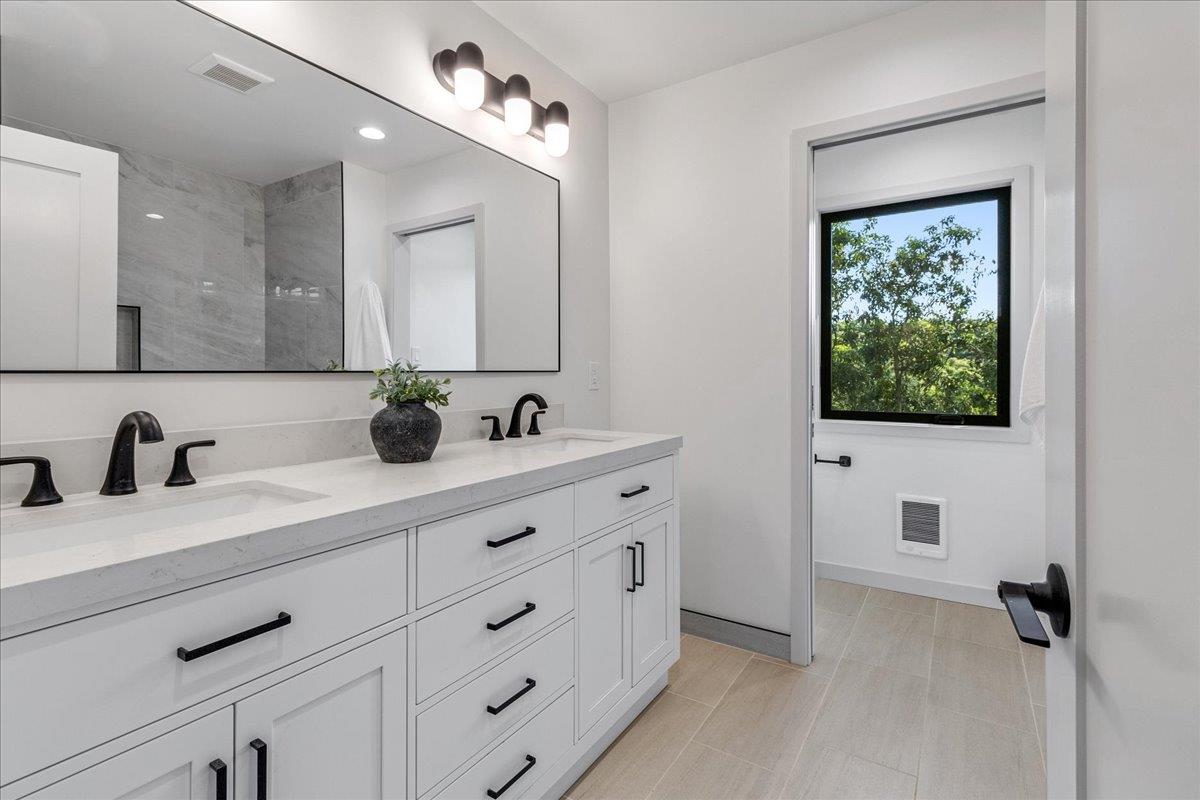 Detail Gallery Image 27 of 60 For 5 Arriba Dr, Aromas,  CA 95004 - 4 Beds | 3 Baths