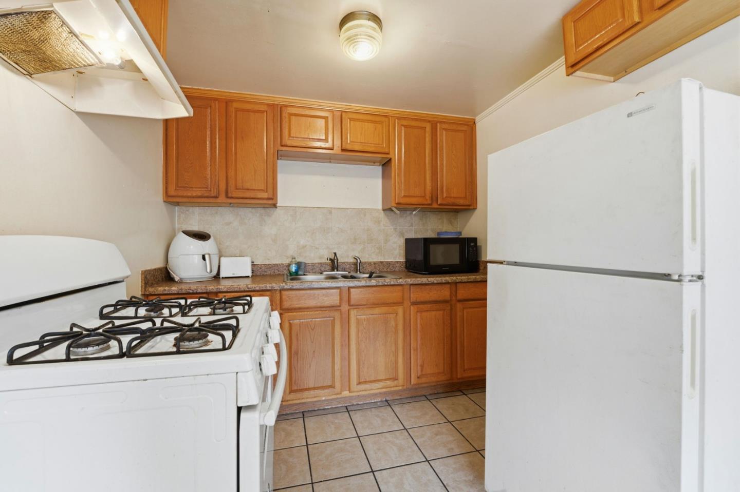 Detail Gallery Image 56 of 61 For 840 El Camino Real, Millbrae,  CA 94030 - – Beds | – Baths